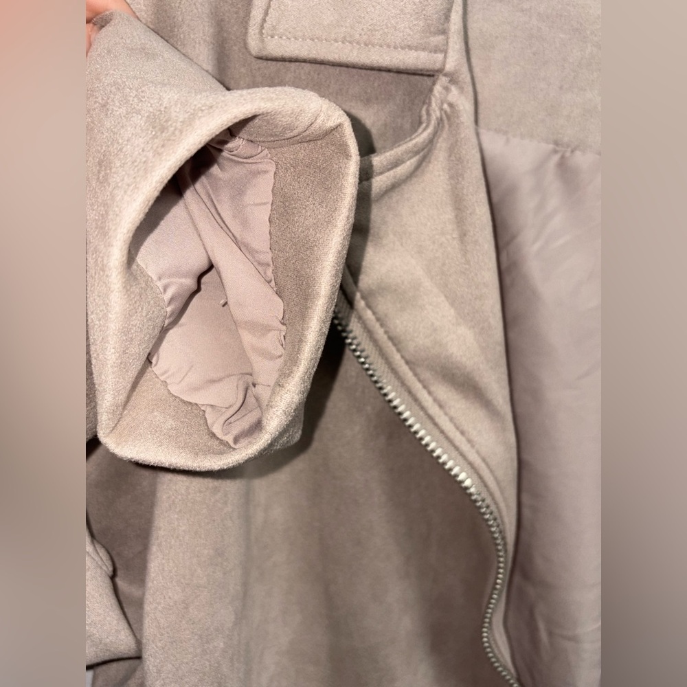 MAURICES Light taupe faux suede Moto jacket Large - Picture 8 of 8